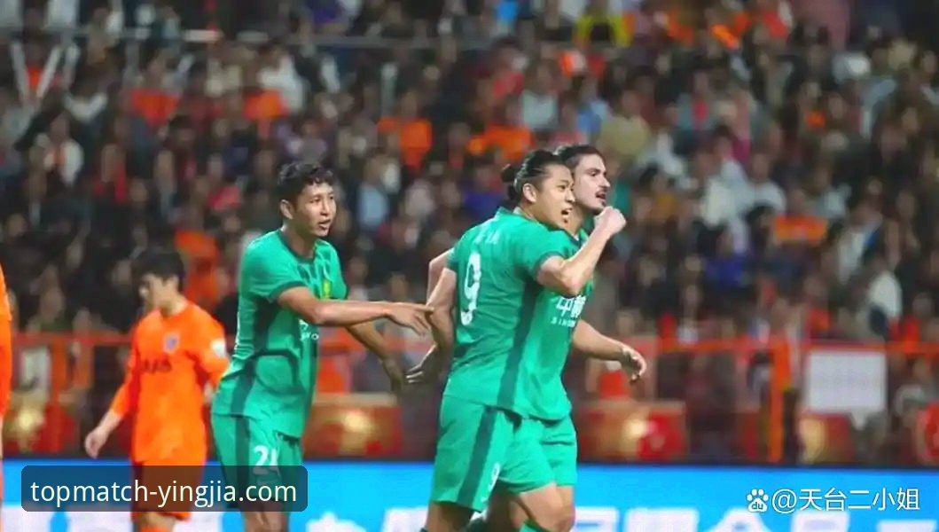 盈嘉体育全球赛事 三度落后三度追平:云南玉昆与北京国安的史诗对决,谁是真正的不屈之王?